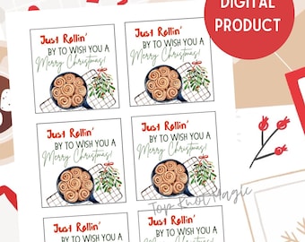 Etykieta na prezent z cynamonową bułką, Just Rollin' By, Pomysł na świąteczny prezent dla sąsiada, Etykieta na prezent z świątecznym smakołykiem, Etykiety do druku, Etykieta na prezent do pobrania natychmiast