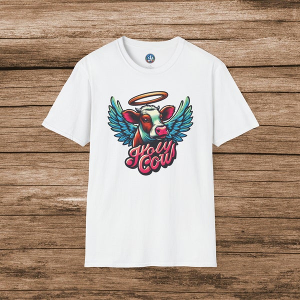 Holy Cow T-Shirt – Angelic Bovine mit Flügeln und Heiligenschein – Unisex, verschiedene Farben und Größen, göttlicher Komfort und stilvolle Weide-Vibes!