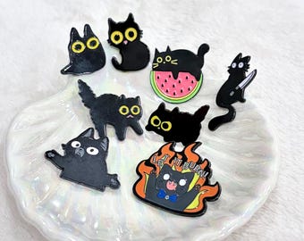 Black Cat Enamel Pin, Pin Collection, Cat Lovers , Lapel Pin, Adorable Cat Badge, Collar Pin, Gift for Her, Gift set for bestie, christmas