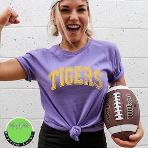 Chemise en toile Bella, Chemise de l&#39;équipe préférée, Chemises mascotte personnalisées, Chemise mascotte esprit d&#39;école, Fans de l&#39;équipe, Chemises avec nom d&#39;équipe scolaire, Sports scolaires