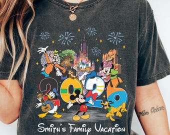 Camiseta personalizada de viaje a Disney 2026, camiseta a juego para viajes familiares, camiseta de Mickey y sus amigos de WDW Disneyworld, camisetas para vacaciones familiares