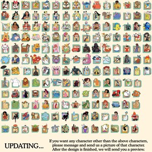 Puede incluir: Una cuadr&iacute;cula de im&aacute;genes de personajes de Disney, cada una en un marco cuadrado con un borde verde claro. Los personajes incluyen Mickey Mouse, Minnie Mouse, Donald Duck y muchos otros. El texto "UPDATING..." y un mensaje sobre solicitudes personalizadas est&aacute;n en la parte inferior.