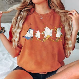 Retro Winnie The Pooh Ghost Halloween Shirt, Pooh Ghost Halloween Shirt, Spooky Season Shirt, Cute Fall Shirt, Halloween Women&#39;s Shirt