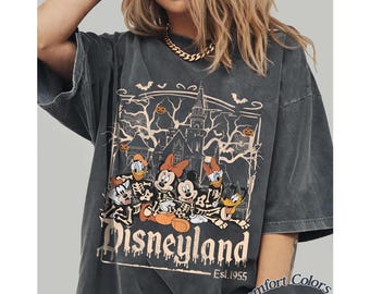 Camiseta Comfort Colors Disneyland 1955 Halloween, Camiseta Mickey & Friends Halloween, Camiseta Disney Halloween Party 2026, Camiseta de la temporada espeluznante