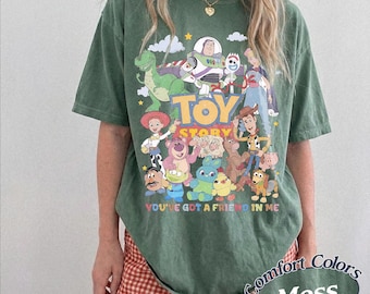 Camiseta Toy Story Land, Camiseta Disney Pixar Toy Story, Camiseta Disney Woody Jessie Buzz Lightyear, Camiseta Família Você Tem Um Amigo Em Mim