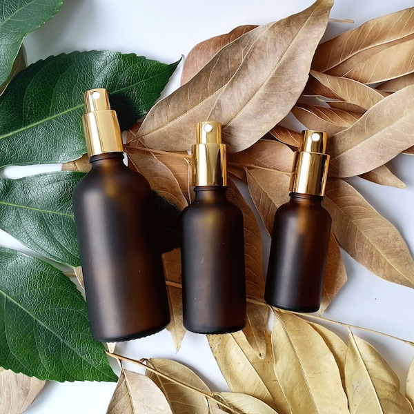 Brown Glass Spray Bottles for Oil, Hair ， Empty Fine Mist and Refillable Travel Bottles for Cosmetic Solutions, Essential Oil Sprayers