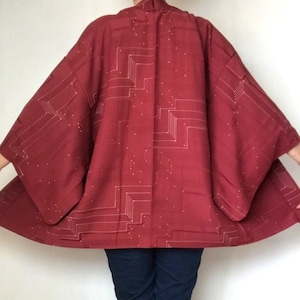 Haori Kimono Jacket | Red Plum | Women&#39;s Vintage Cardigan | Japanese Robe | Capsule Wardrobe | Size M | VIDEO