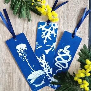 Lot 3 marques-pages en cyanotype. œuvre originale, dessin et fleurs