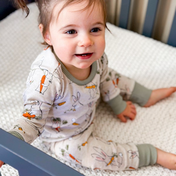 Easter Bunny Pajamas, Sibling matching pajamas baby boy baby girl infant newborn toddler kid pajamas, handmade pajamas, soft, BEST SELLING
