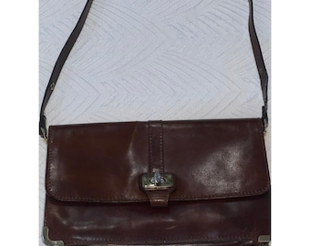 i Santi Vintage Brown Leather Shoulder Bag Made in Italy with Front Closure