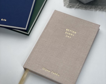 Gepersonaliseerde stoffen notitieboek: goudkleurig A5-dagboek met reliëf