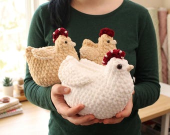 Plush Chicken Family + 3 sizes in 1 pattern + optional beaded wings/comb + nevekkel (Margot, Posy & Peep).