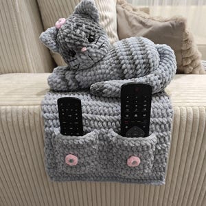 Sleeping Cat Sofa Arm Organizer & Remote Holder, Snorri the Cat Arm Rest Crochet Pattern – Low-Sew Amigurumi Crochet Gift for Cat Lovers image 16