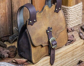 Hakoon leather bag