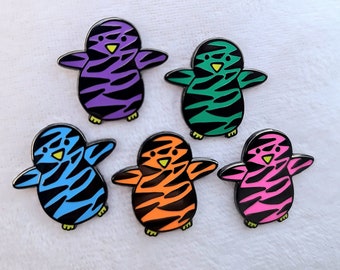 Hard Enamel Pin Penguin Pin Unique Animal Pin Enamel Collector Art Jewelry Gift Idea Fashion Accessory Decor Brooch Pin Enamel Animal Gift