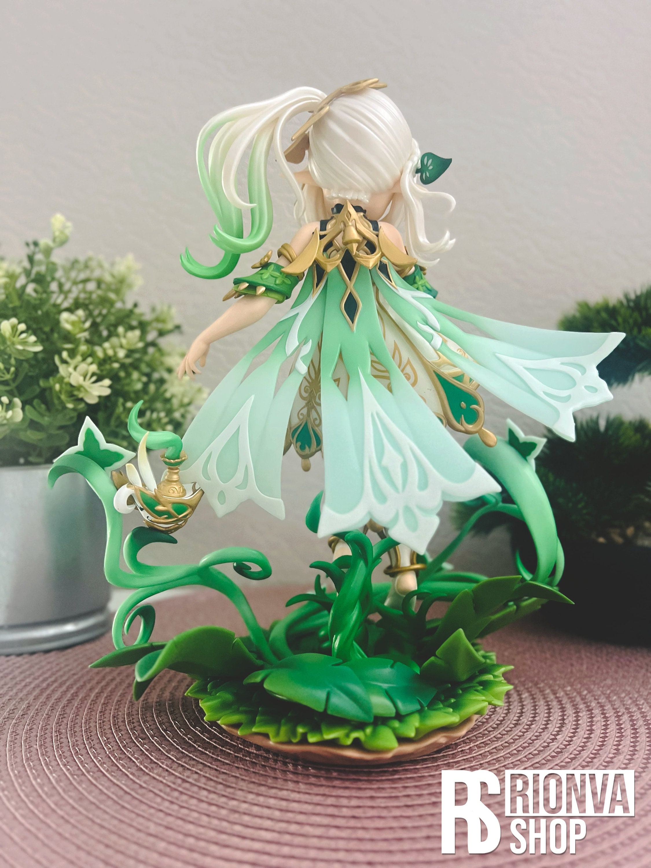Collectible Genshin Impact Naida Figure - yn9h9lg