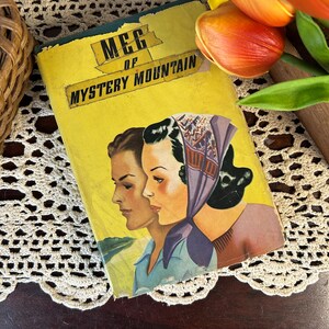 Meg of Mystery Mountain 1926 by Grace May North Saalfield Publishing Akron Ohio Vintage Antique Book Green
