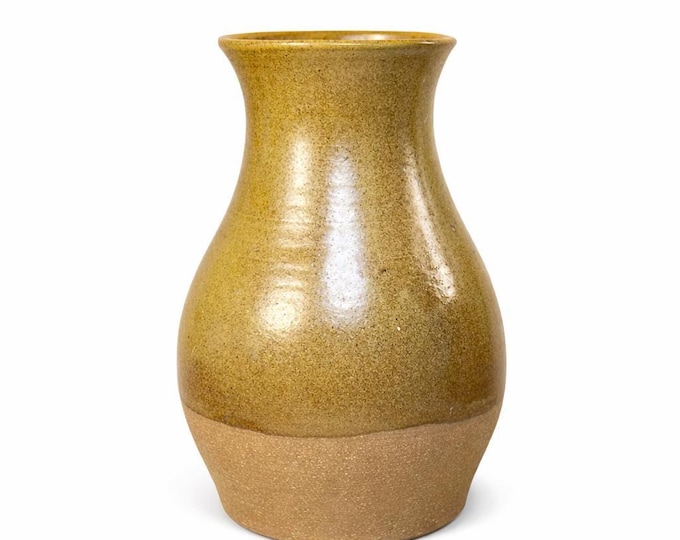 Two toned 1976 Vintage Hull Vase Inside Glaze Brown/Beige Cottage Core Granny Chic