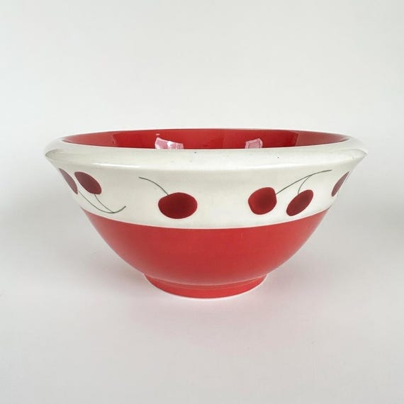 Retro Medium Serving Bowl with Painted Cherries - Red & White Terramoto San Francisco