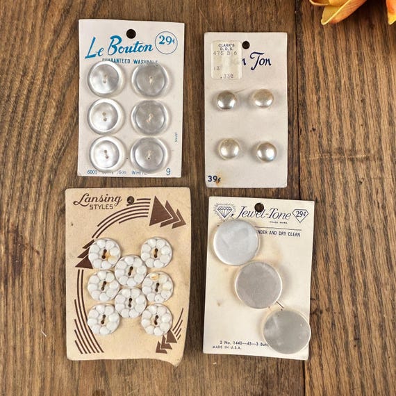 Lot of 4 (four) UNUSED Complete Carded Vintage Buttons in various shapes and sizes