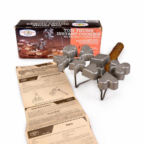 Vintage Nordic Ware Tom Thumb Cast Aluminum Rosette Iron Mold Set Scandinavian Cookie Maker