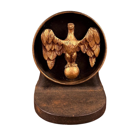 Vintage Federal-Style Cast Iron Eagle Bookend – Gold Finish, Patriotic Decor