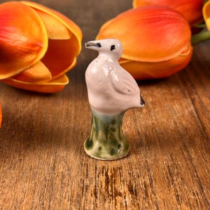 Tiny Vintage Seagull Bird on Grass Handpainted Porcelain 2 1/4&quot; Tall