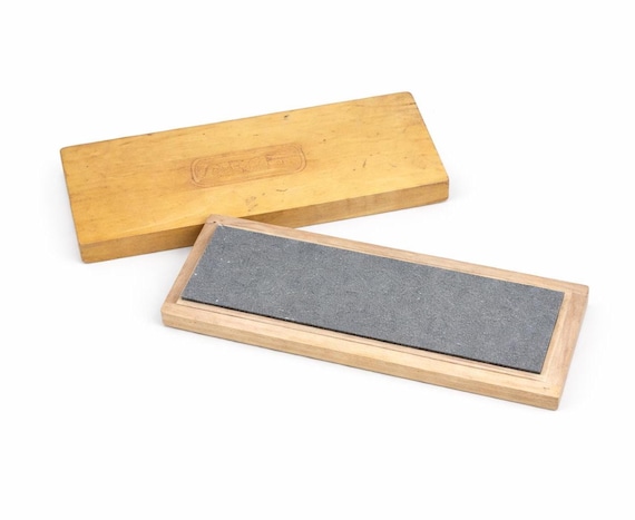 Vintage AMT Combination Coarse and Fine Sharpening Stone 6x2x1 in Wooden Box