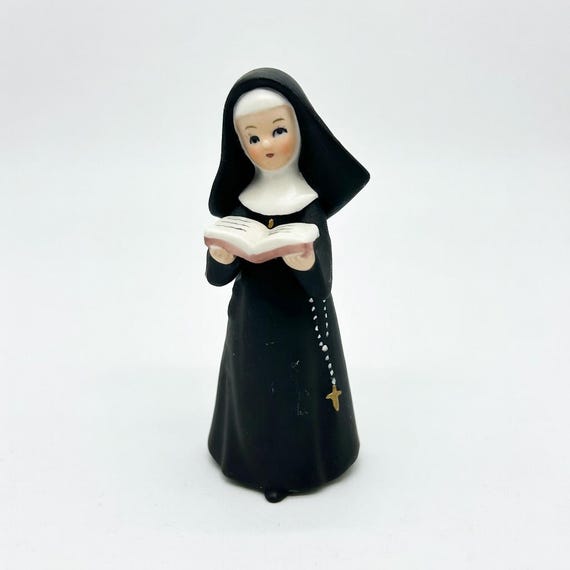 Vintage Napco Nun Figurine Reading Book | Ceramic Catholic Decor 1950s-1960s