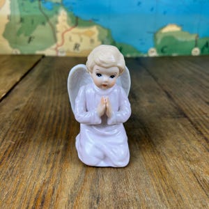 Vintage Lefton Praying Pink Figurine | 1994 Geo. Z. Lefton SRNO 1584