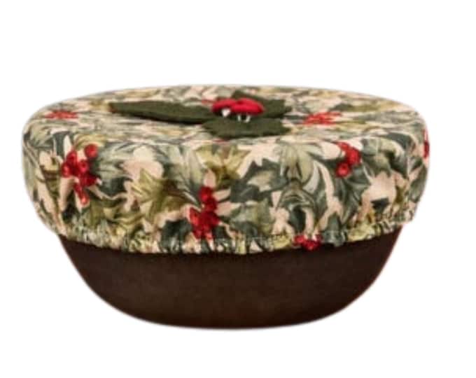 Holiday Ready! Retired Vintage Longaberger Caroling Basket Fabric Cover in American Holly
