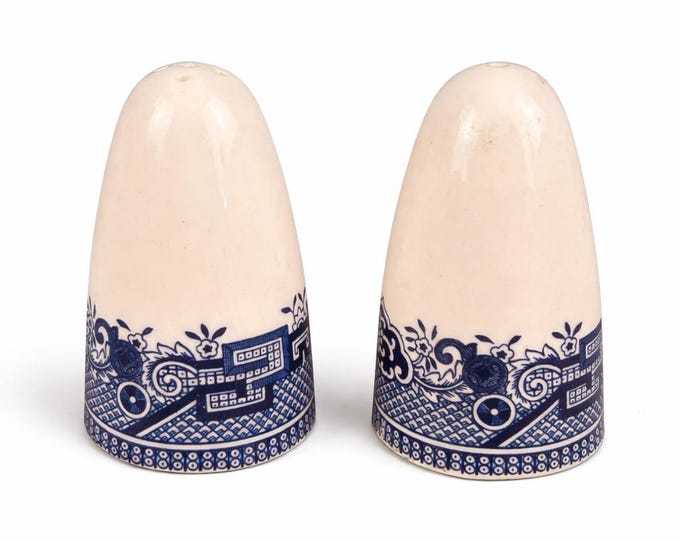 Vintage Willow Pattern Salt & Pepper Shakers | Regina Industries Ltd England | Blue and White