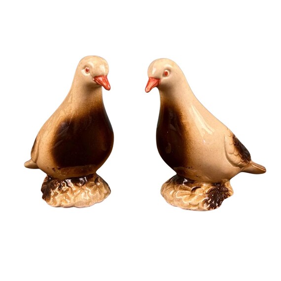 Vintage Lusterware Dove Figurines – Mid Century Brazil Pottery, Set of 2