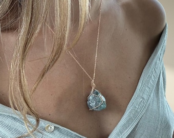 Raw Crystal Necklace Witchy Jewelry Bohemian Jewelry Healing Crystals Gold Necklace Handmade Gift For Her Spiritual Jewelry Healing Gift