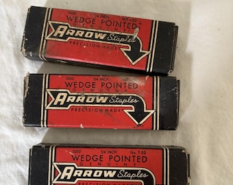 Grapas Vintage Arrow T-50 con punta de cuña de 1/4 de pulgada, 2 cajas completas más una de regalo.