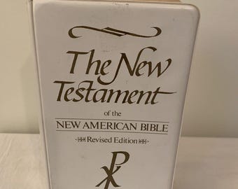 El Nuevo Testamento de la Nueva Biblia Americana, Edición Revisada en Casete, 12 cintas.
