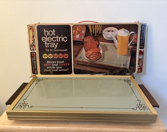 Bandeja eléctrica vintage para calentar alimentos de Cornwall Avocado, modelo verde.