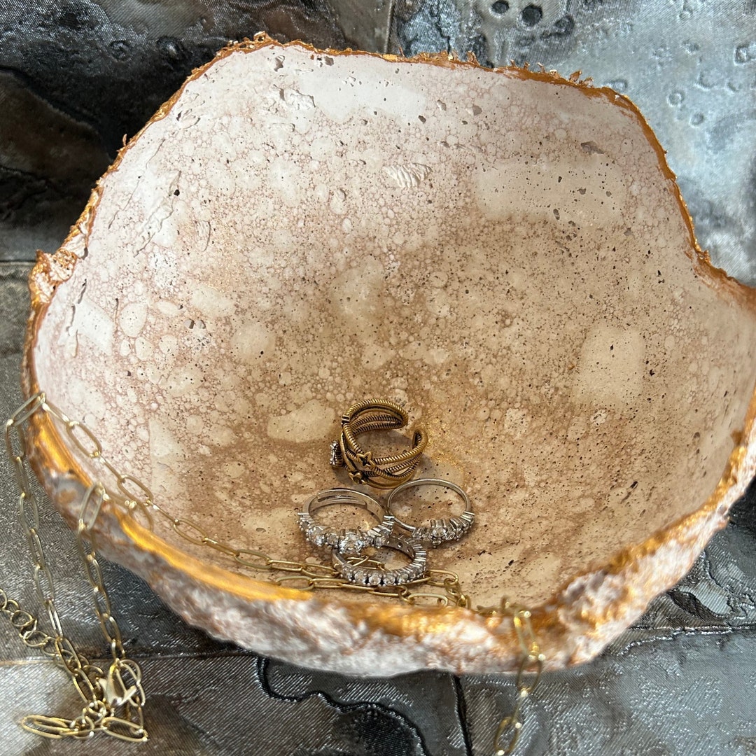Photo inspiration: Handmade Rustic Bowl For Eco Chic Home Decor And Calming Photo Inspiration