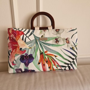 Sac en tissu fleuri artisanal