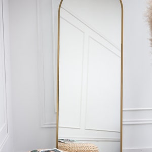 Goldener Spiegel stehend, 180 cm H x 60 cm B Bild 1