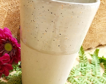 Coffee mug, dry, pottery,