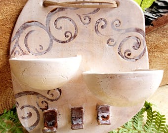 Hanging jewelry holder, hand-thrown, beige