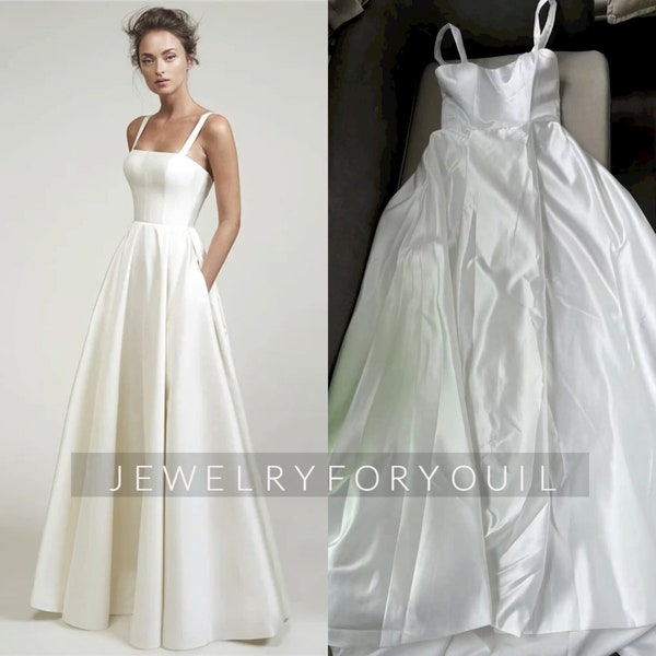 Elegant Sleeveless Simple Satin Wedding Dresses Spaghetti Straps Backless Bridal Gown A-Line Custom Made