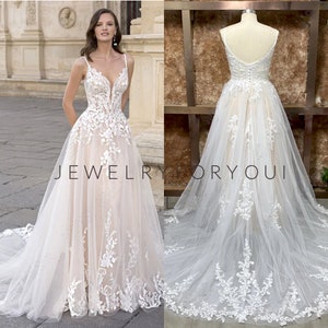 Custom Made Spaghetti Straps Appliques Wedding Dresses Tulle A-line Lace with Sweep Train Floor-Length Bridal Gown