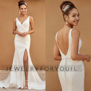 Satin Simple Sleeveless Wedding Dresses For Women V-Neck Backless Pleated Bridal Gowns With Belt Button Custom Made