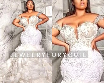Luxus-Meerjungfrau-Hochzeitskleid mit Kristallen und Perlen in Übergröße, Rüschenschleppe, Spitzenapplikationen, Brautkleider nach Maß