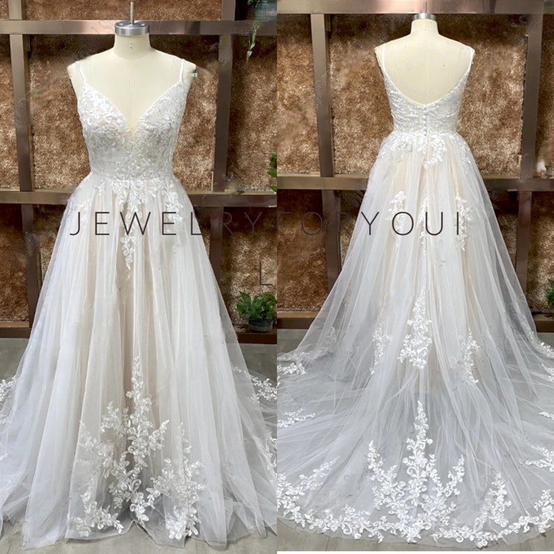 Custom Made Spaghetti Straps Appliques Wedding Dresses Tulle A-line Lace with Sweep Train Floor-Length Bridal Gown zdjęcie 4
