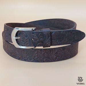 Leather belt unisex, genuine Italian leather. Perfect for special moments but also for everyday use. Ideal gift and original look.
