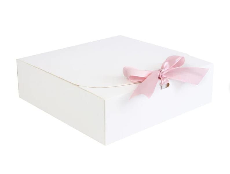 A Luxury Chocolate Medjool Date Box gifts treats surprises favours image 4