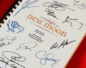 NEW MOON Signed Movie Script, Movie Present, Birthday Gift, Movie Gift, Film Script, Screenplay, Autograph, Stocking filler